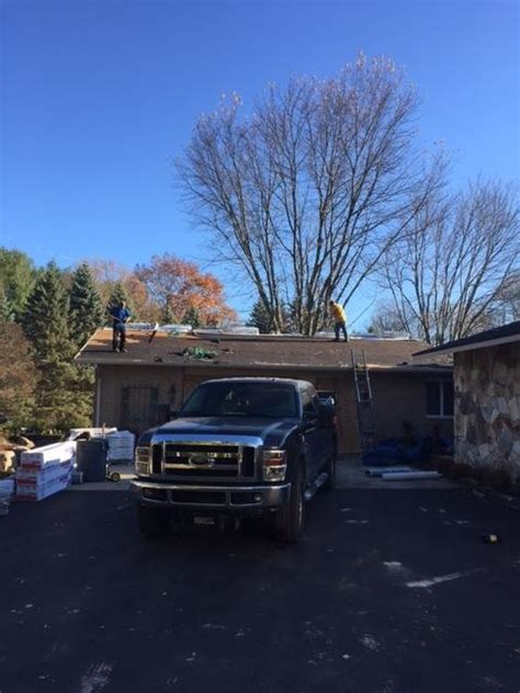 GAF Grand Sequoia Shingles - Plymouth, Michigan - Traditional - House ...