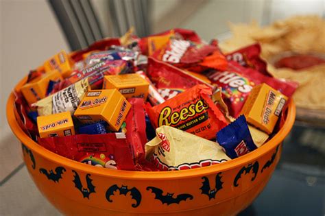 halloween-candy-bowl | Craft Minute