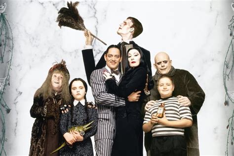 THE ADDAMS FAMILY (1991) • Frame Rated