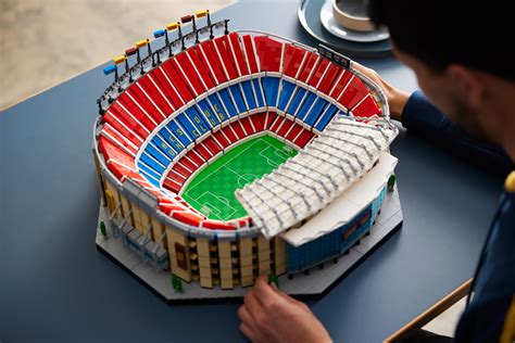 LEGO Creator Expert 10284 Camp Nou FC Barcelona Football Stadium ...