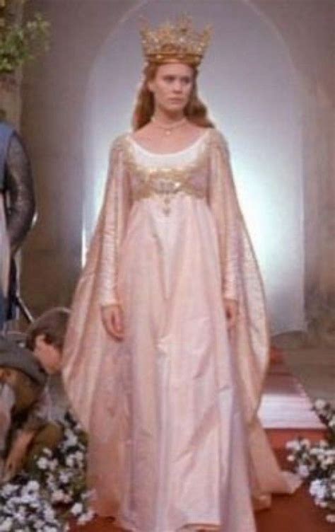 10 Best Pink Costumes From Fantasy/Sci-Fi Movies | Princess bride dress ...