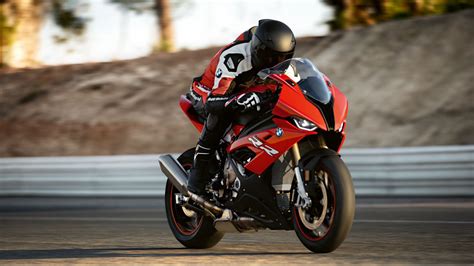 2022 BMW S1000RR Price in India, Colors, Specifications, Mileage, Review