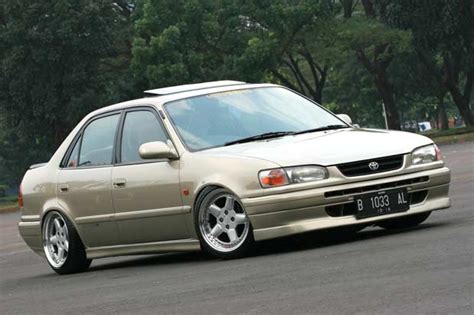 japanese custom cars: Toyota Corolla Barbarossa AE111