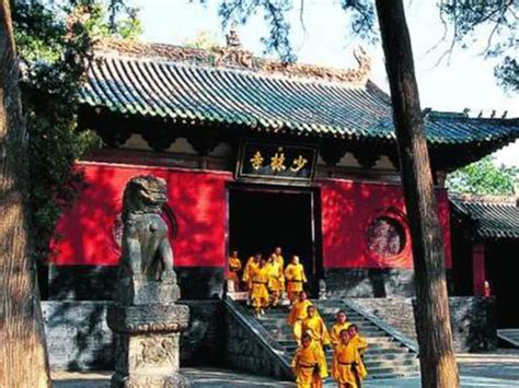 Shaolin Temple: The Ancient Sanctuary of Chan and Martial Arts - Xinglin