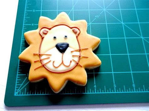 Lion Face Hand Decorated Sugar Cookies 2395 | Etsy | Sugar cookies ...