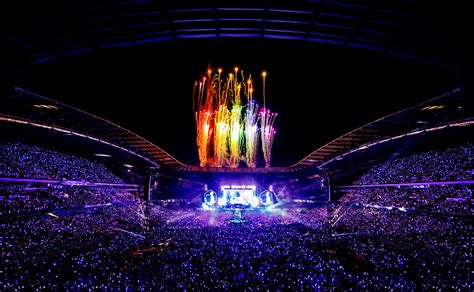 Coldplay's Concert Tour Movie Shows 'A Head Full of Dreams' Lighting Up ...