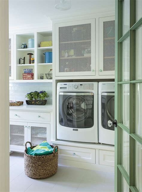 10 Laundry Room Decorating Ideas For Style and Function