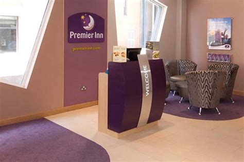 Premier Inn Bury hotel near Manchester | englandrover.com