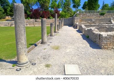 Ancient Roman Ruins Vaison La Romaine Stock Photo 400670533 | Shutterstock