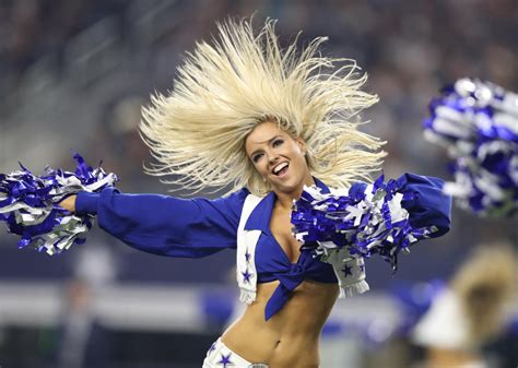 Dallas Cowboys cheerleaders through the years