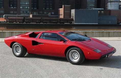 File:Countach Autostadt.jpg - Wikimedia Commons