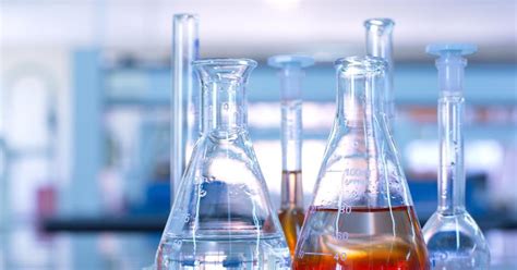 Classic chemistry experiments | RSC Education