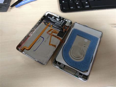 iPod repair + upgrade - Pangloss Labs