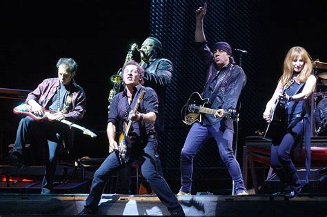 Springsteen Photographs - 2/3 - All Bruce SpringsteenAll Bruce ...