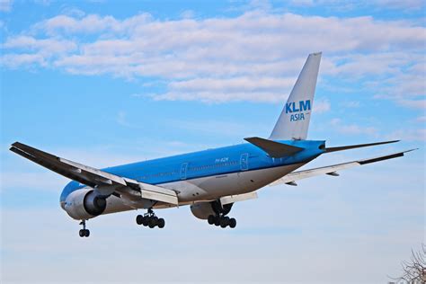 PH-BQM: KLM Asia Boeing 777-200ER (At Toronto Pearson Airport)