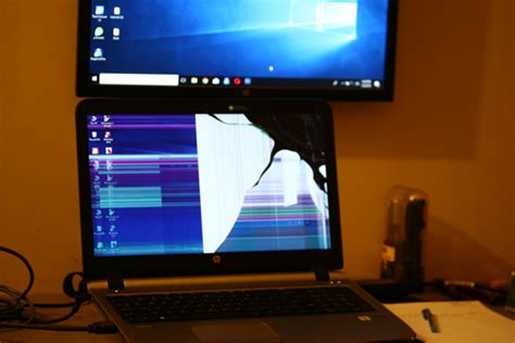 How to Attach a Laptop With a Broken Screen to a Monitor - The Tech ...