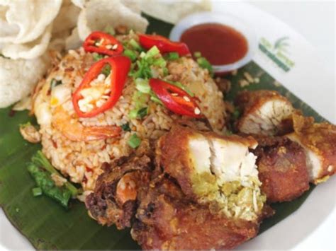 Nasi Goreng Ayam – Natsons Despatch Services