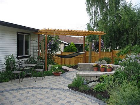 Backyard Patio Covers: From Usefulness To Style | HomesFeed