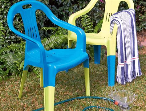 How To Spray Paint Plastic Chairs - Australian Handyman Magazine ...