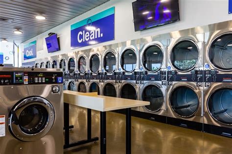 FREE Laundromat Delivery Service In Manhattan, NYC - Bolt Laundry®