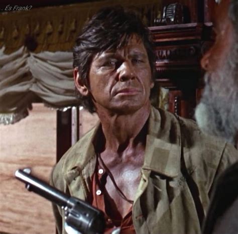 Charles Bronson en harmonica dans Once Upon a Time in the West en 1968 ...