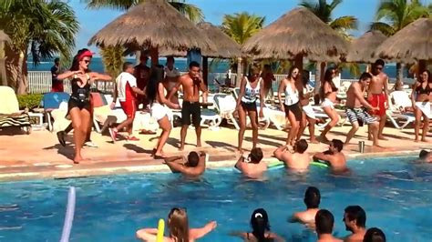 RIU CARIBE Pool Party - Cancun Mexico HD - YouTube