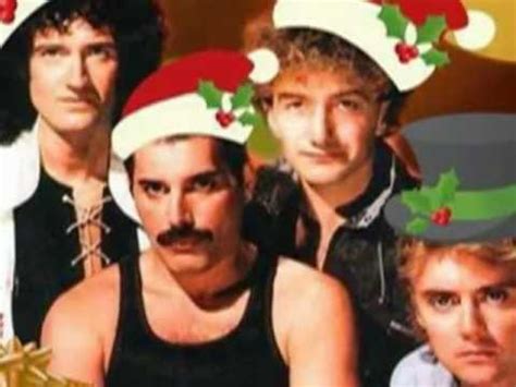 Lyrics: Queen - Thank God It's Christmas