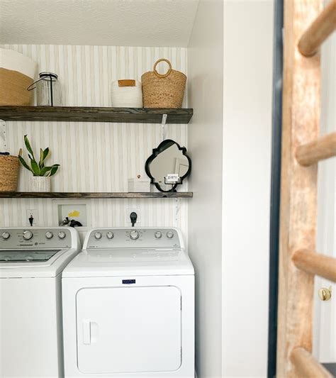 11 Very Small Laundry Room Ideas That Will Actually Make You Want To Do ...