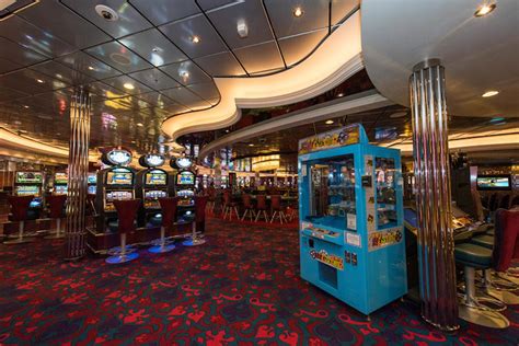 Casino Royale on Royal Caribbean Oasis of the Seas Cruise Ship - Cruise ...