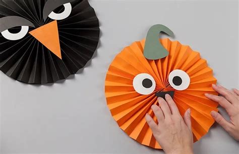 Manualidades para Halloween: adornos con papel de colores - DecoPeques