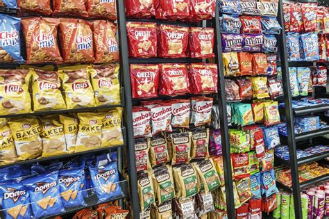 Top 4 convenience store gas station snacks in 2022 | Blog Hồng