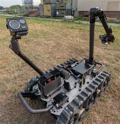 New robots help EOD teams do jobs safer, better, faster > Joint Base ...