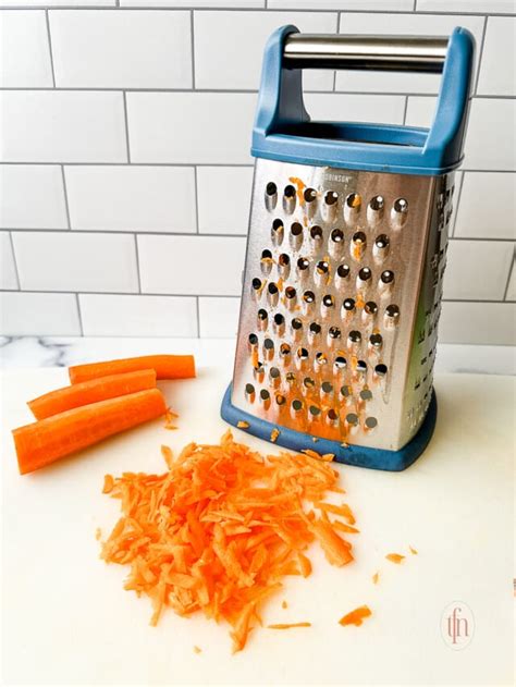 3 Easy Ways to Make Shredded Carrots - The Feathered Nester