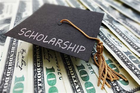 $10,000 in scholarships available through National DHIA | AGDAILY