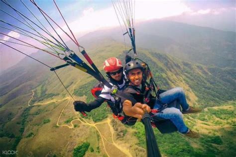 Paragliding Experience in Vagamon from Cochin - Klook UK