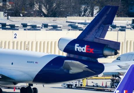 43 Fedex planes Stock Pictures, Editorial Images and Stock Photos ...