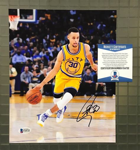 √ Stephen Curry Autograph Signing