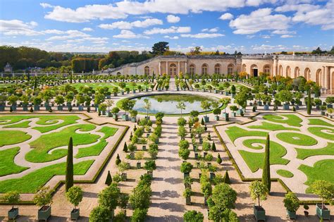 Palace of Versailles - A Symbol of 17th-Century French Monarchy – Go Guides