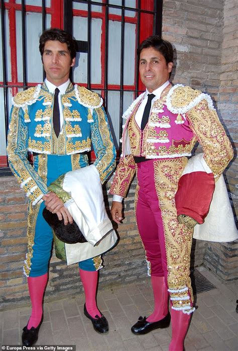 Inside the bullfighting family saga gripping Spain – BroRead.com