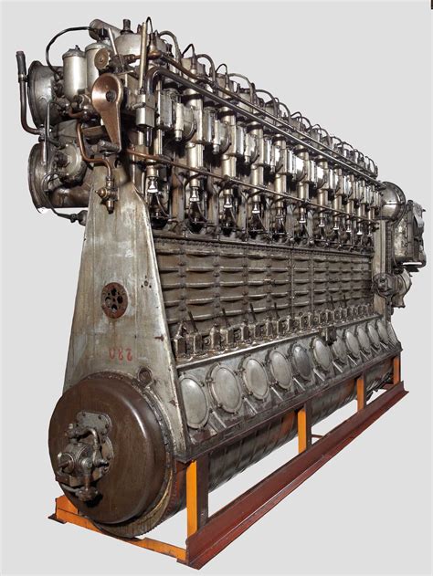 MAN LZ 19/30 11 cylinder Diesel Engine made for airships and fast ...