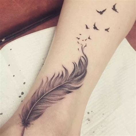 Tatuajes de pluma que te harán dejar de odiar este diseño | Feather ...