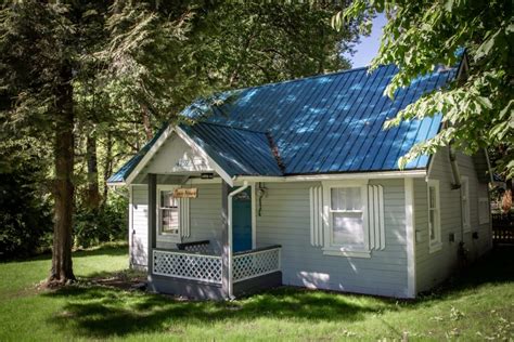 TWIN ALDERS CABIN sleeps 6 - Cultus Lake Park