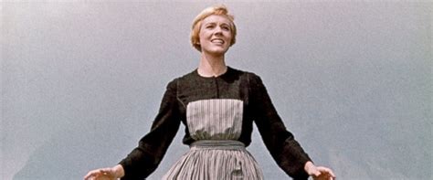 Julie Andrews on New 'Mary Poppins,' Possible 'Sound of Music' Remake ...