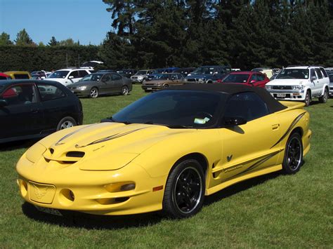 Pontiac firebird trans am - dogkesil