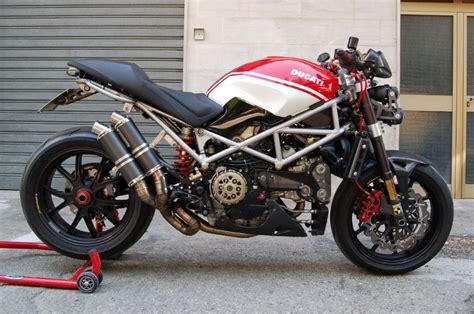 ducati s2r exhaust - Google Search | Motocicli personalizzati, Cafe ...