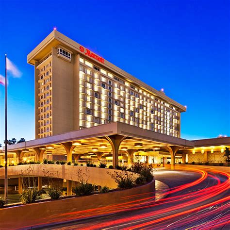 Los Angeles Airport Marriott Hotel - Los Angeles CA | AAA.com