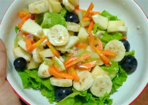 Resep Salad buah dan sayur ala Mrs Bam oleh Tiwi Hardian - Cookpad