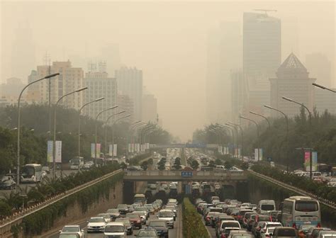 Beijing air pollution prompts red alert, closes schools - UPI.com