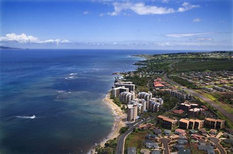 Kahana Beach, Maui | To-Hawaii.com