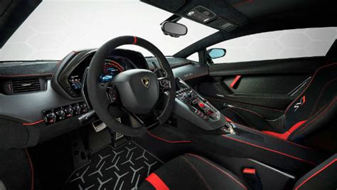 2022 Lamborghini Aventador Interior